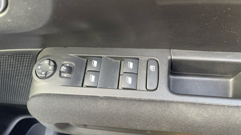 Citroen C3 Aircross 1.2 PureTech 130 Shine Plus 5dr EAT6 Petrol Hatchback